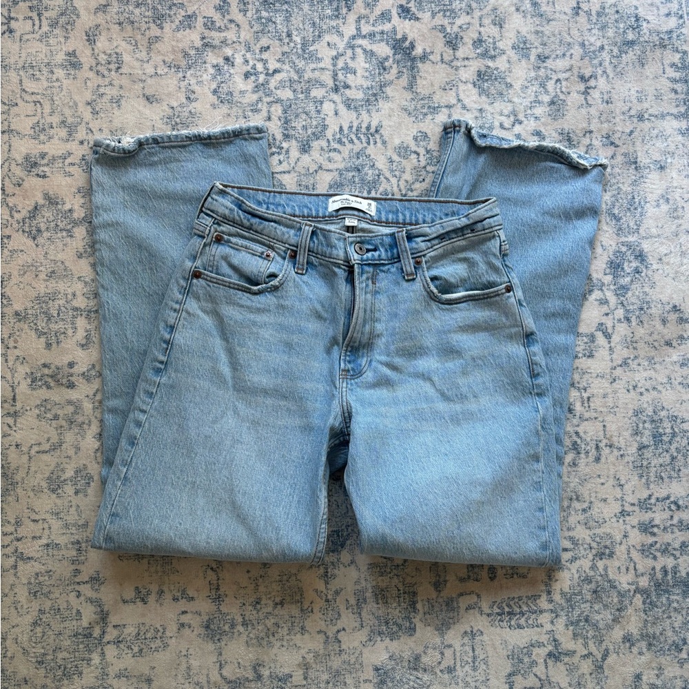 Abercrombie & Fitch Baggy Women’s Jeans